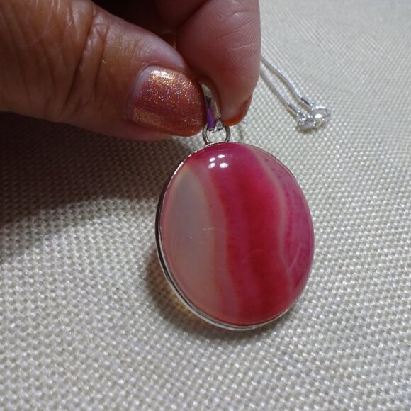 Beautiful PINK BOTSWANA AGATE Handmade Sterling 925 Pendant/Chain #379C - Picture 2 of 3